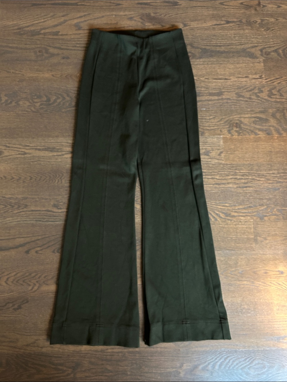 Me + Em green travel pants (s)